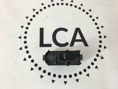Управление стеклоподъемником зад лев Lexus IS250 IS300 IS350 06-13 8403053040
