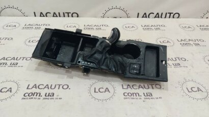 Накладка центральной консоли с подстаканником Hyundai Sonata 11-15 черн, с кнопками подогрева, в сборе 846504R0504X