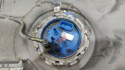 Топливный насос (бензонасос) VW Jetta 19- дефект 5QM919051